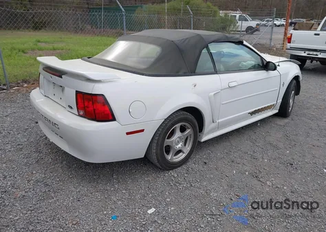 2003 Ford Mustang z USA, uszkodzony, nr VIN 1FAFP44433F411121